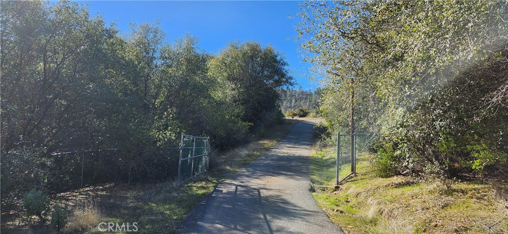 238 Elams Ranch Road Oroville, CA 95966 - Photo 2 of 75 Gated Entrance and a Paved Driveway.