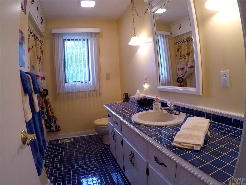 1148 Sawmill Road Conover, NC 28613 - Photo 4 of 25 Gallery Image 4