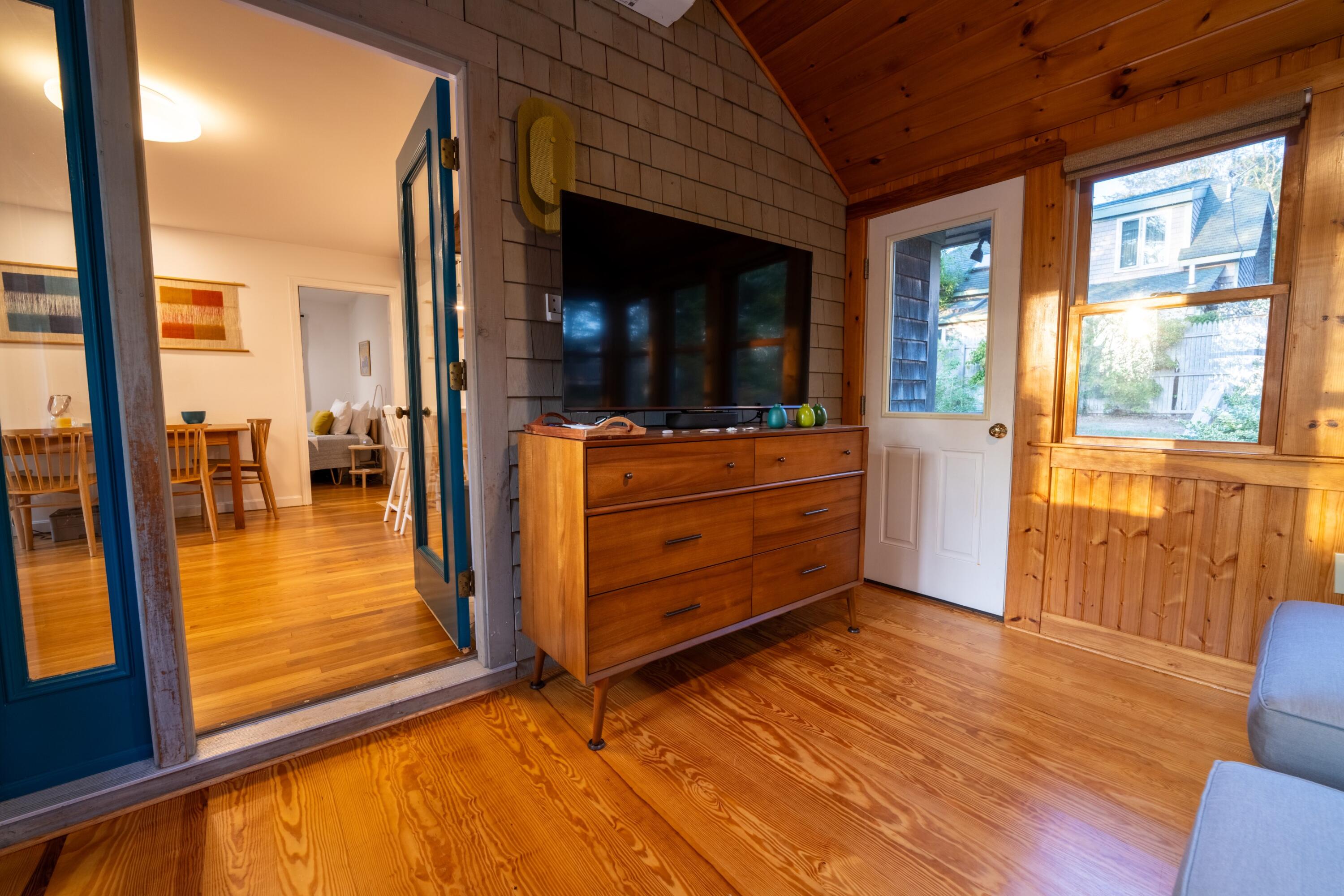 48 Nauhaught Bluff Road Wellfleet, MA 02667 - Photo 17 of 31 Den/porch