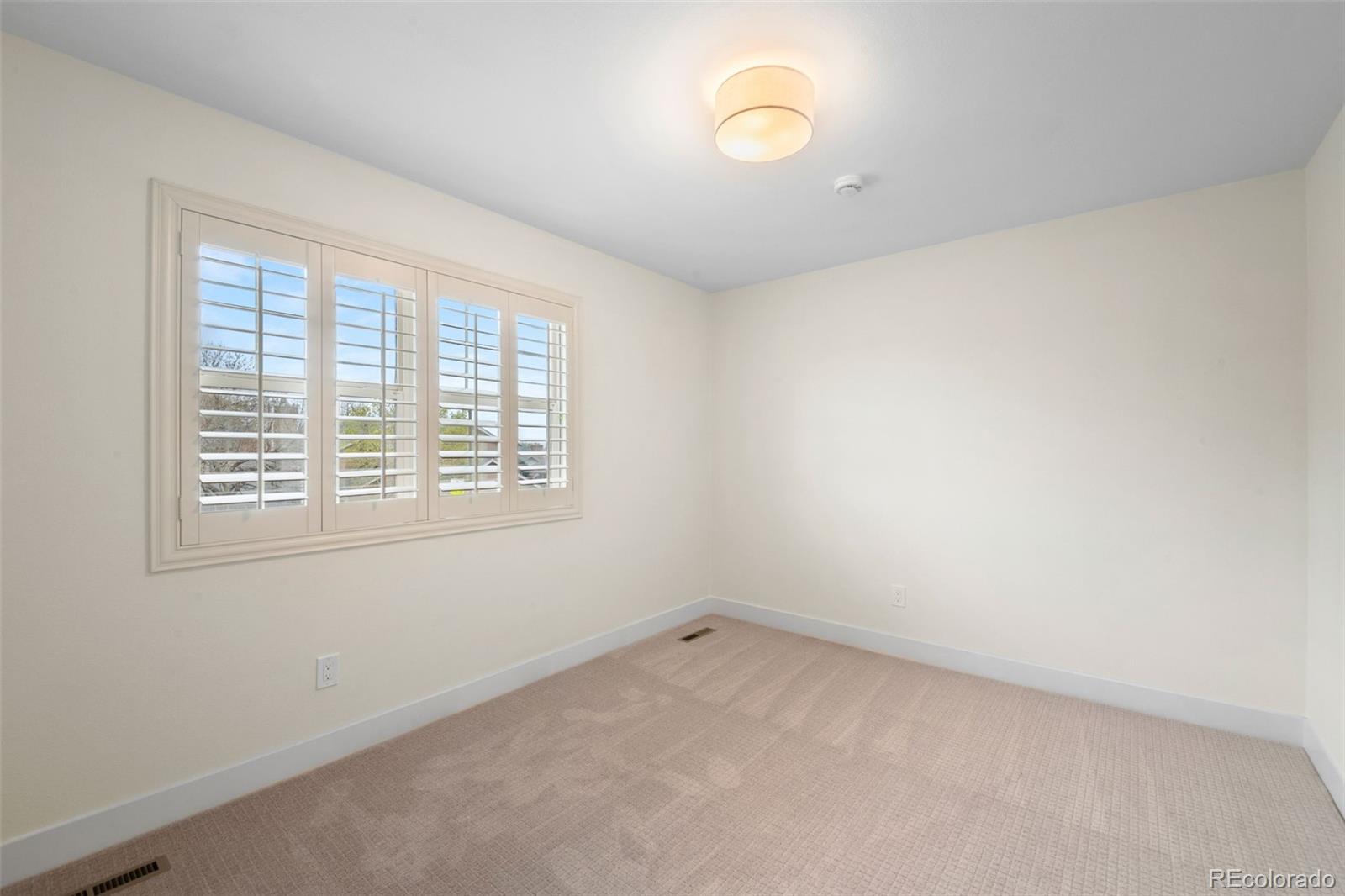 4611 South Perry Way Denver, CO 80236 - Photo 17 of 36