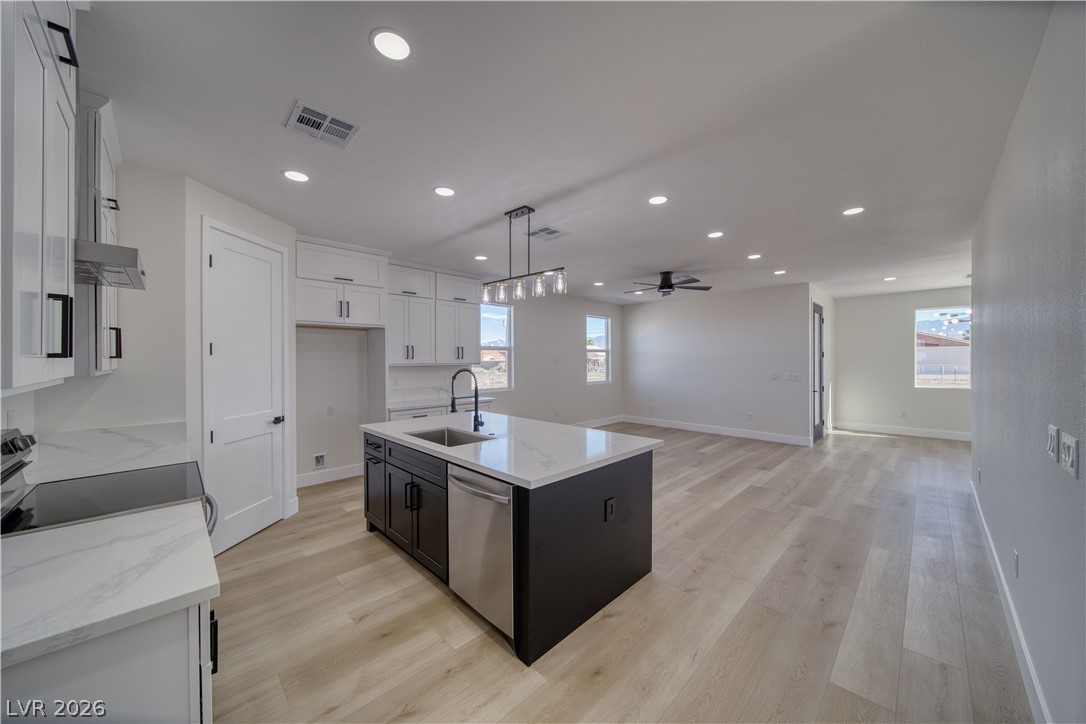 2461 South Blagg Road Pahrump, NV 89048 - Photo 6 of 32