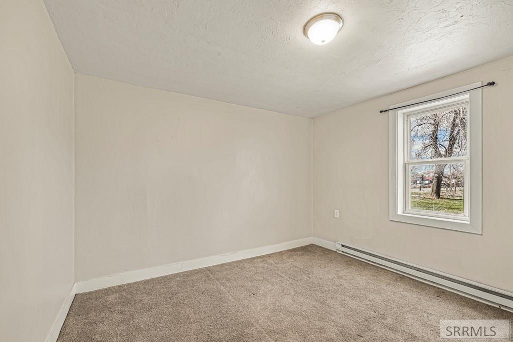 3335 East County Line Road Idaho Falls, ID 83401 - Photo 12 of 33