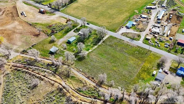 $385,000 | 3335 East County Line Road, Idaho Falls, ID 83401