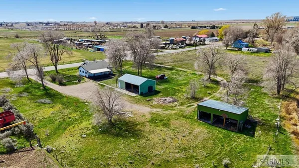 $385,000 | 3335 East County Line Road, Idaho Falls, ID 83401