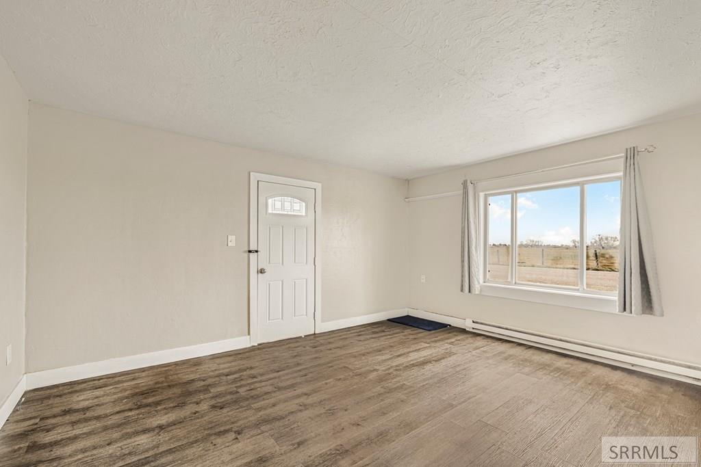 3335 East County Line Road Idaho Falls, ID 83401 - Photo 7 of 33