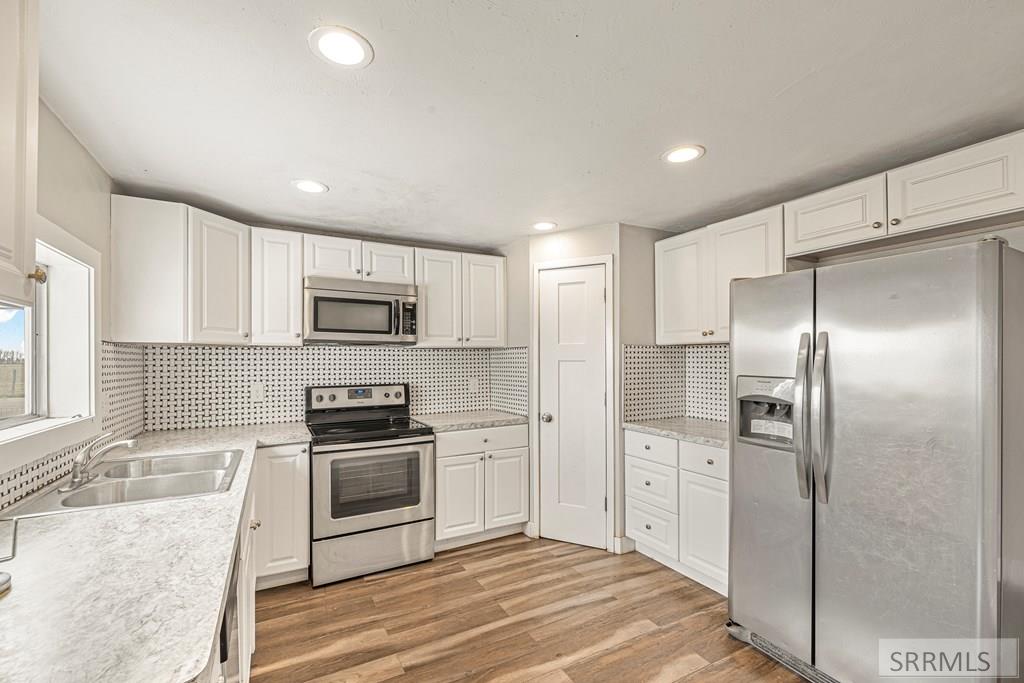 3335 East County Line Road Rigby, ID 83442 - Photo 9 of 34