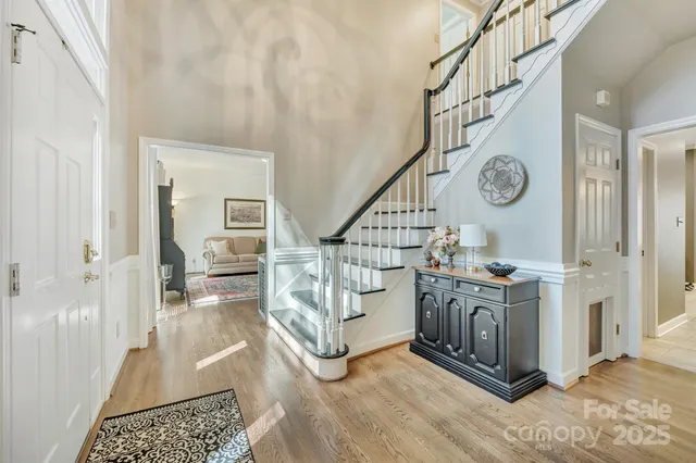 a view of entryway and hall