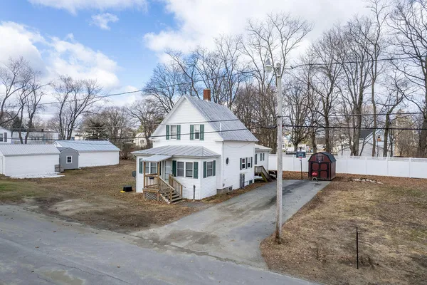 $280,000 | 8 Spring Street, Madison, ME 04950