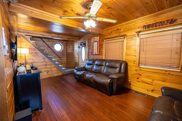 $280,000 | 8 Spring Street, Madison, ME 04950