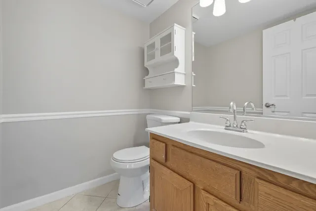 $270,000 | 93 Berkshire Court, Gurnee, IL 60031