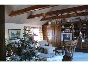 44 Stearns Road Amherst, NH 03031 - Photo 2 of 5