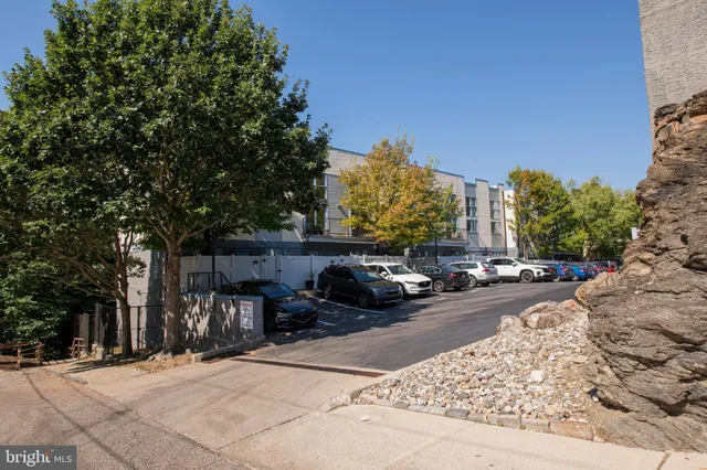 a view of an outdoor space