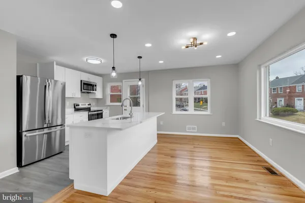 $275,000 | 854 Bradhurst Road, Baltimore, MD 21212