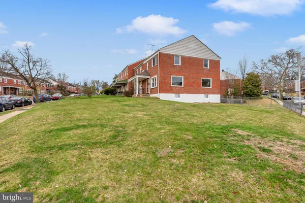 $275,000 | 854 Bradhurst Road, Baltimore, MD 21212