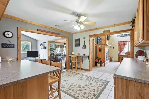 $325,000 | 18599 317th Street, Long Grove, IA 52756