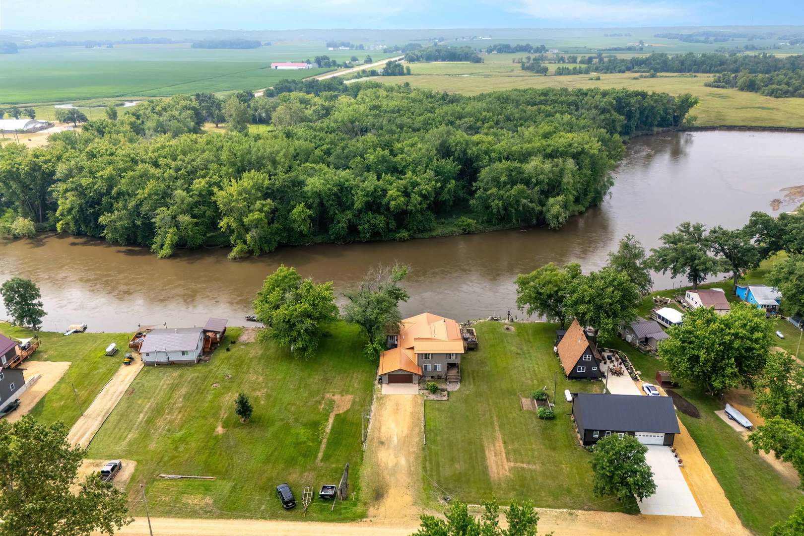 18599 317th Street Long Grove, IA 52756 - Photo 5 of 47