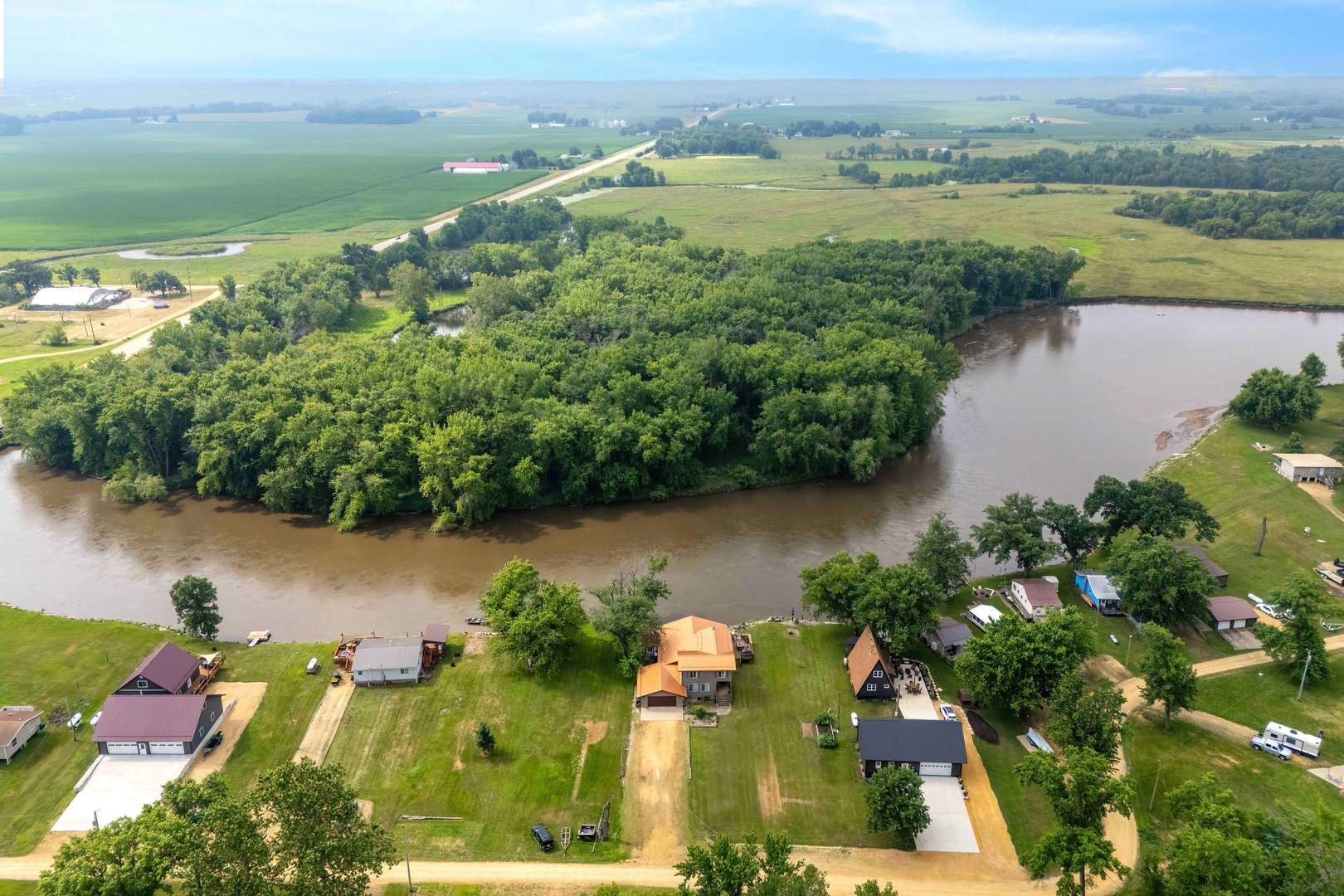 18599 317th Street Long Grove, IA 52756 - Photo 6 of 47