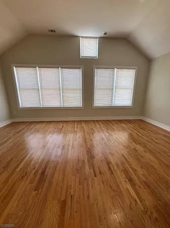 $2,500 | 69 Merchant Street, Unit 2, Newark, NJ 07105