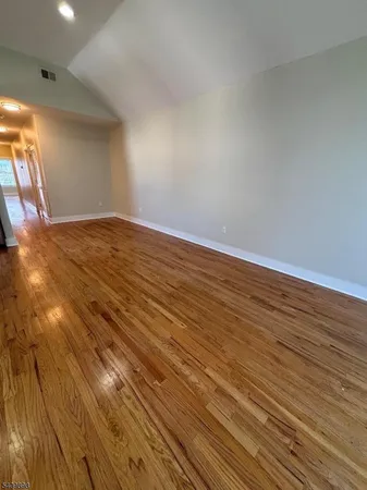 $2,500 | 69 Merchant Street, Unit 2, Newark, NJ 07105