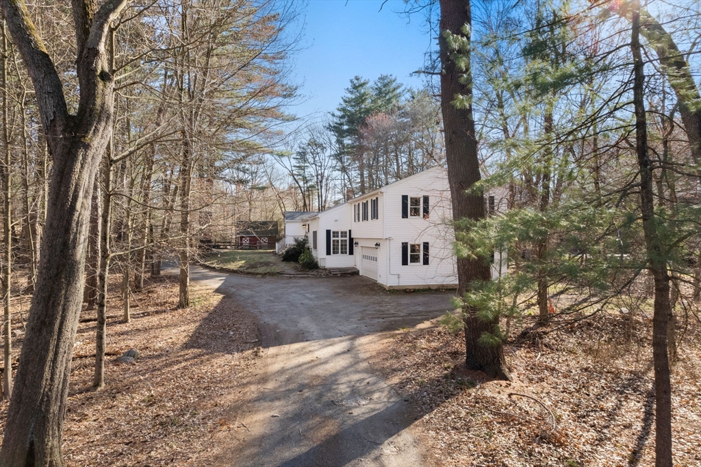 55 Campmeeting Road Topsfield, MA 01983 - Photo 3 of 42 Gallery Image 3