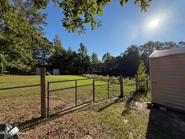 $192,500 | 918 Spring Hill Road, Poplarville, MS 39470