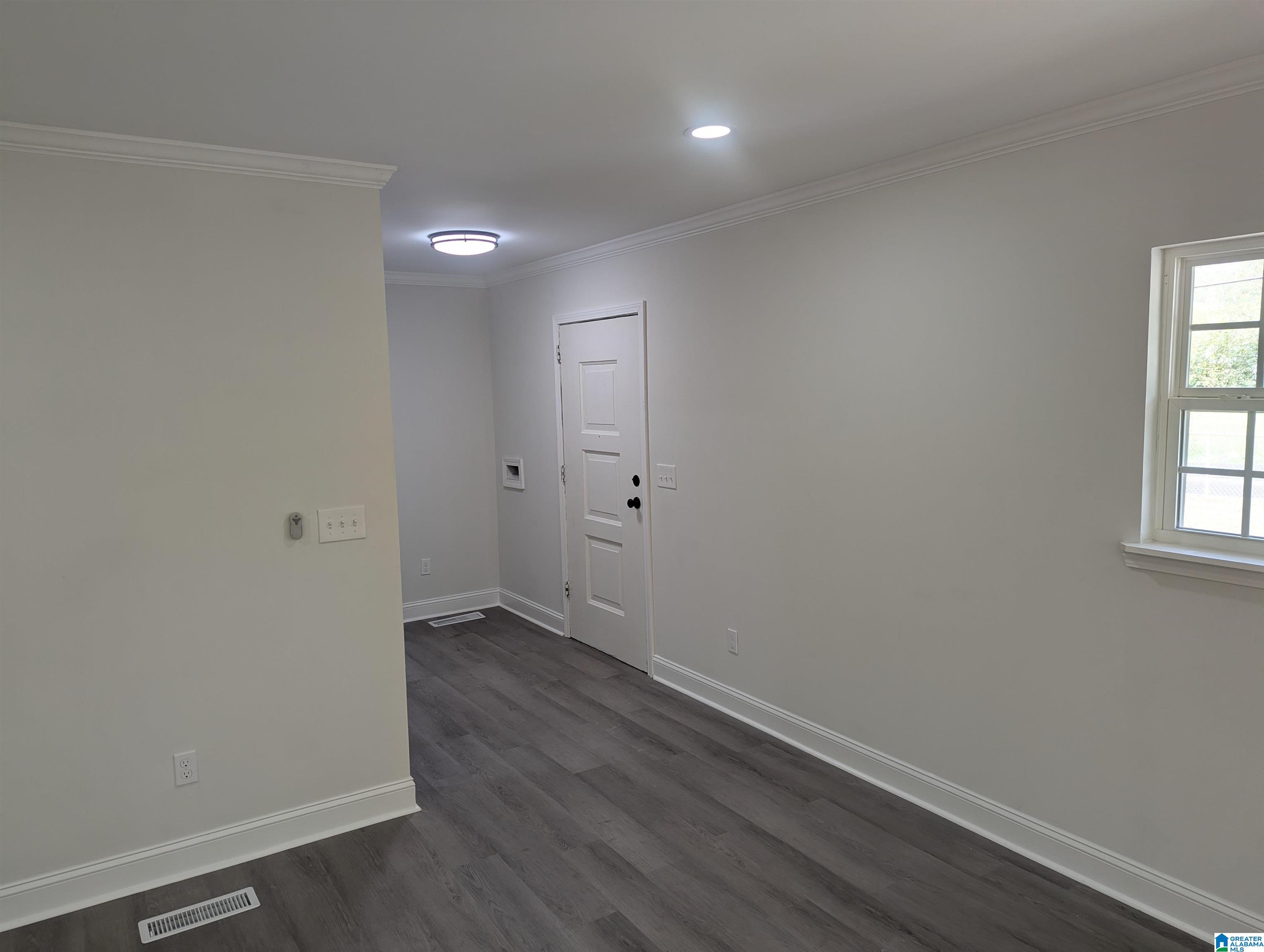224 Deadrick Street Bessemer, AL 35020 - Photo 2 of 25