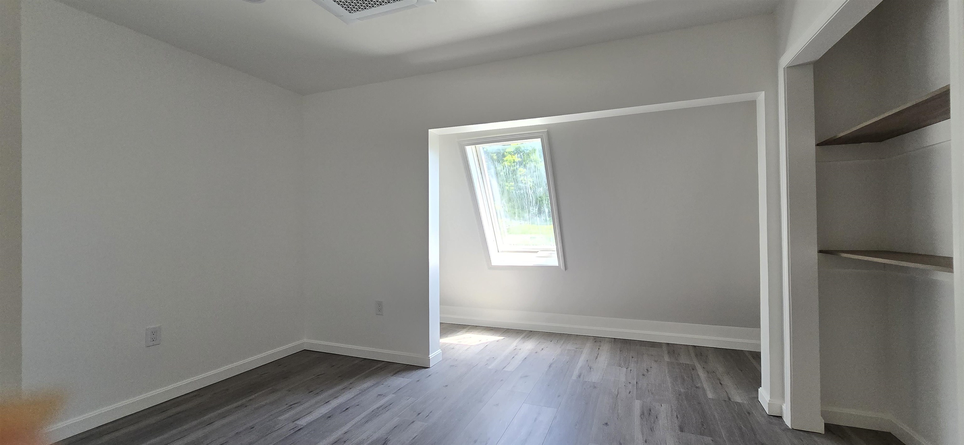 1578 Dover Road Epsom, NH 03234 - Photo 14 of 20