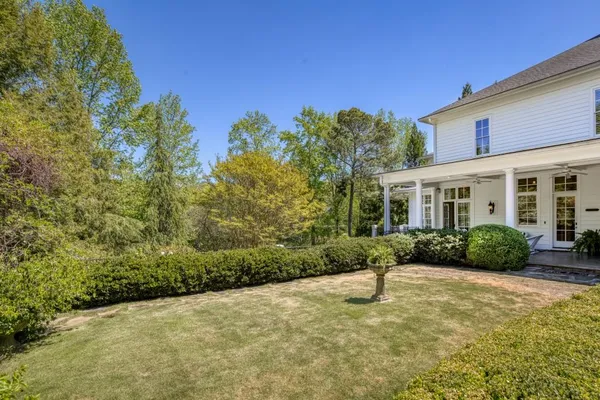 $3,000,000 | 1095 Stonegate Court, Roswell, GA 30075