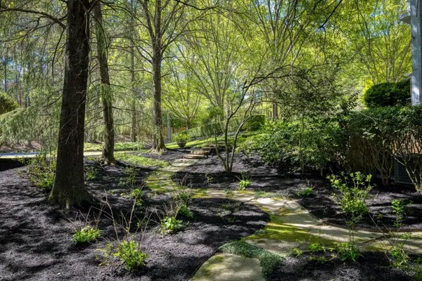 $3,000,000 | 1095 Stonegate Court, Roswell, GA 30075