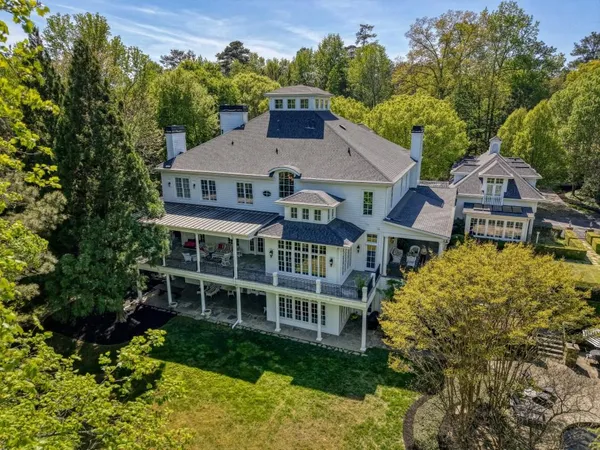 $3,000,000 | 1095 Stonegate Court, Roswell, GA 30075