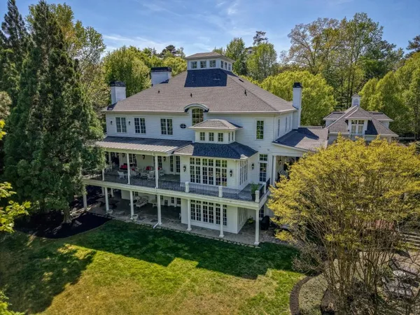 $3,000,000 | 1095 Stonegate Court, Roswell, GA 30075