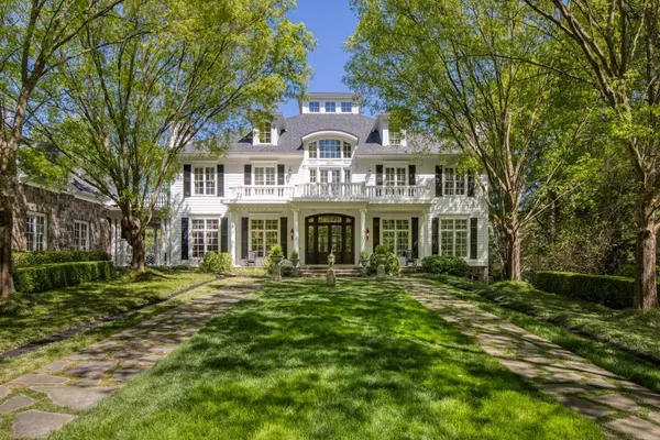 $3,000,000 | 1095 Stonegate Court, Roswell, GA 30075