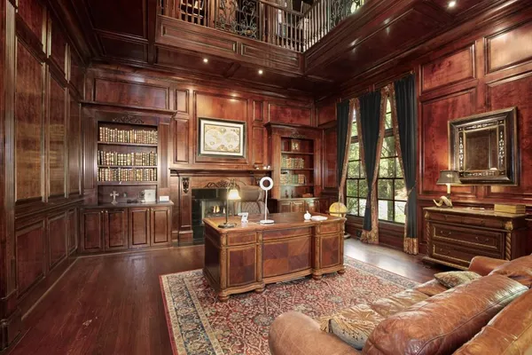 $3,000,000 | 1095 Stonegate Court, Roswell, GA 30075