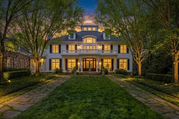 $3,000,000 | 1095 Stonegate Court, Roswell, GA 30075