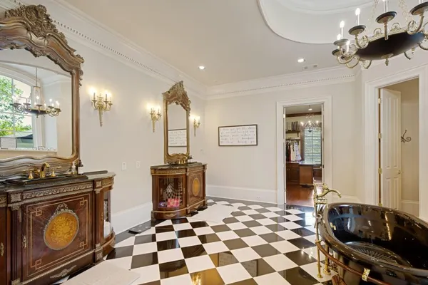 $3,000,000 | 1095 Stonegate Court, Roswell, GA 30075