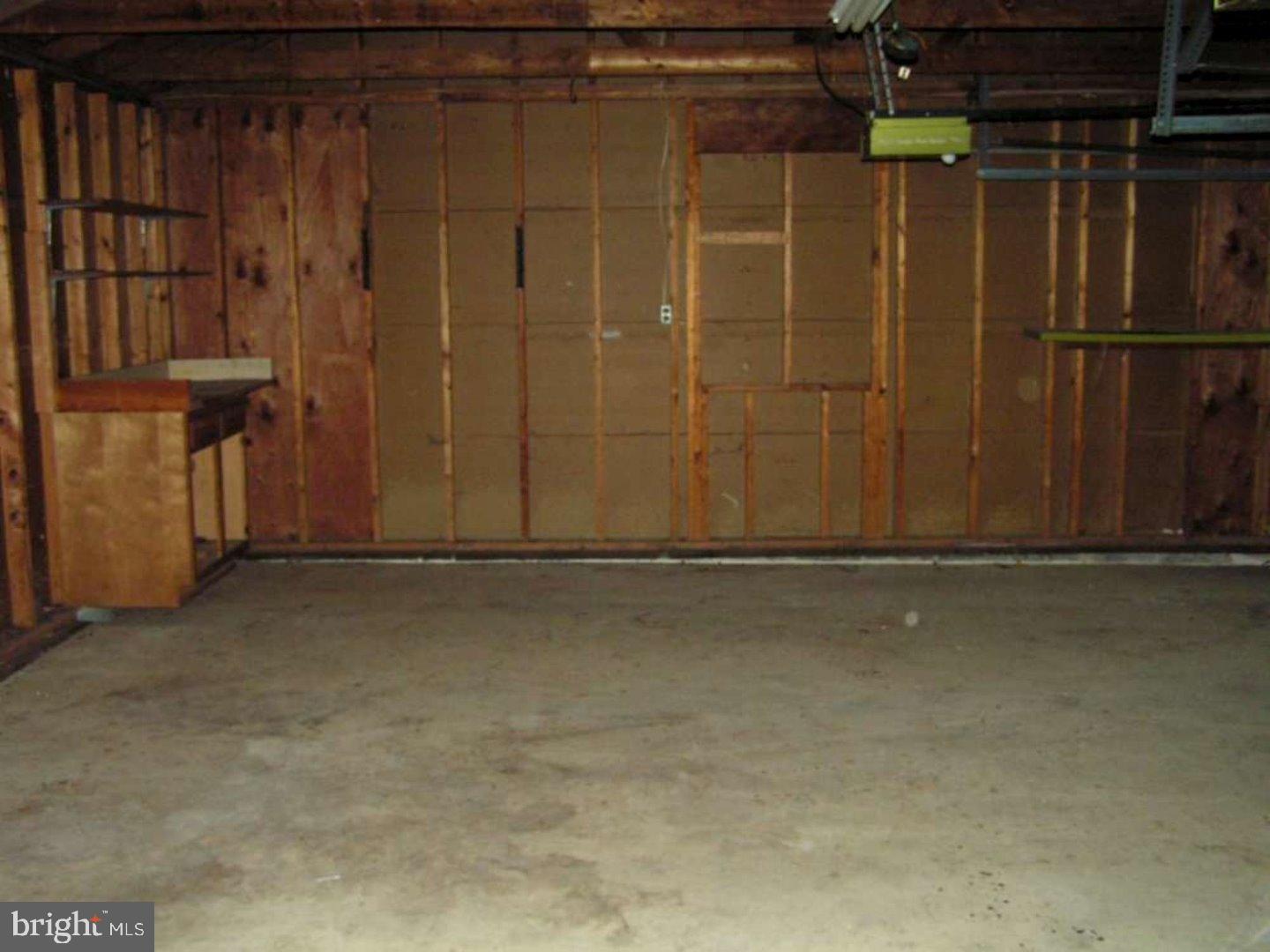 12 Butterworths Bogs Road Tabernacle, NJ 08088 - Photo 21 of 22 Garage
