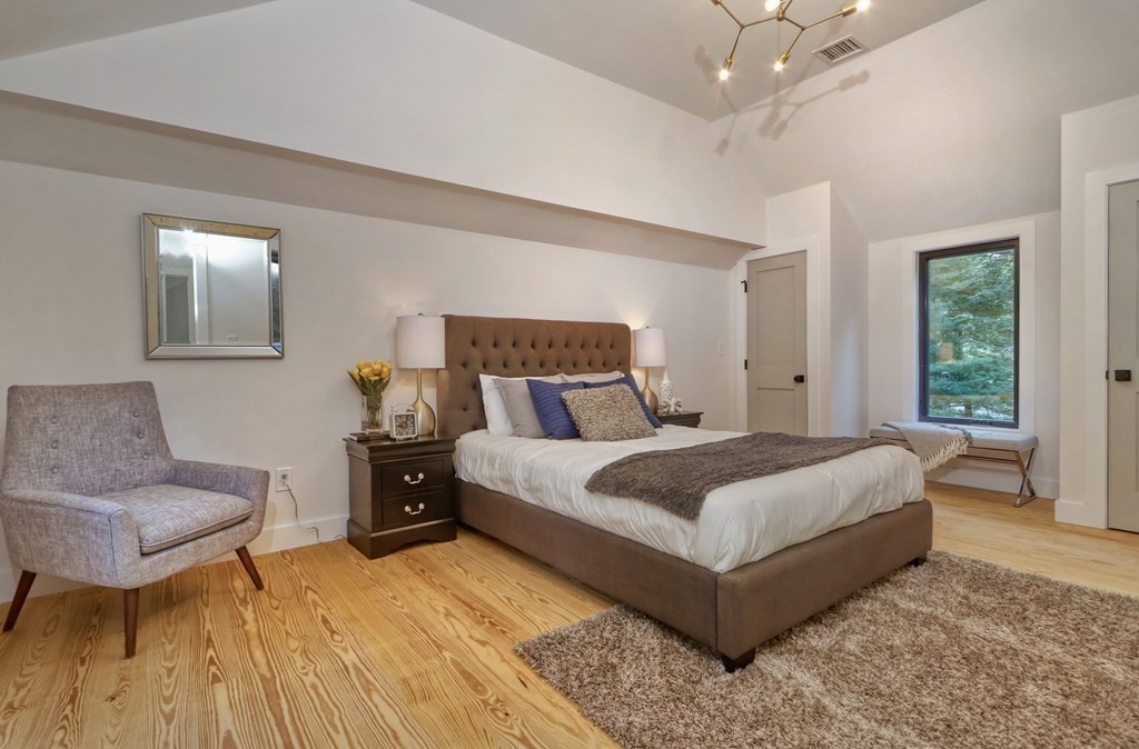 18 Lanark Road Wellesley, MA 02481 - Photo 23 of 42