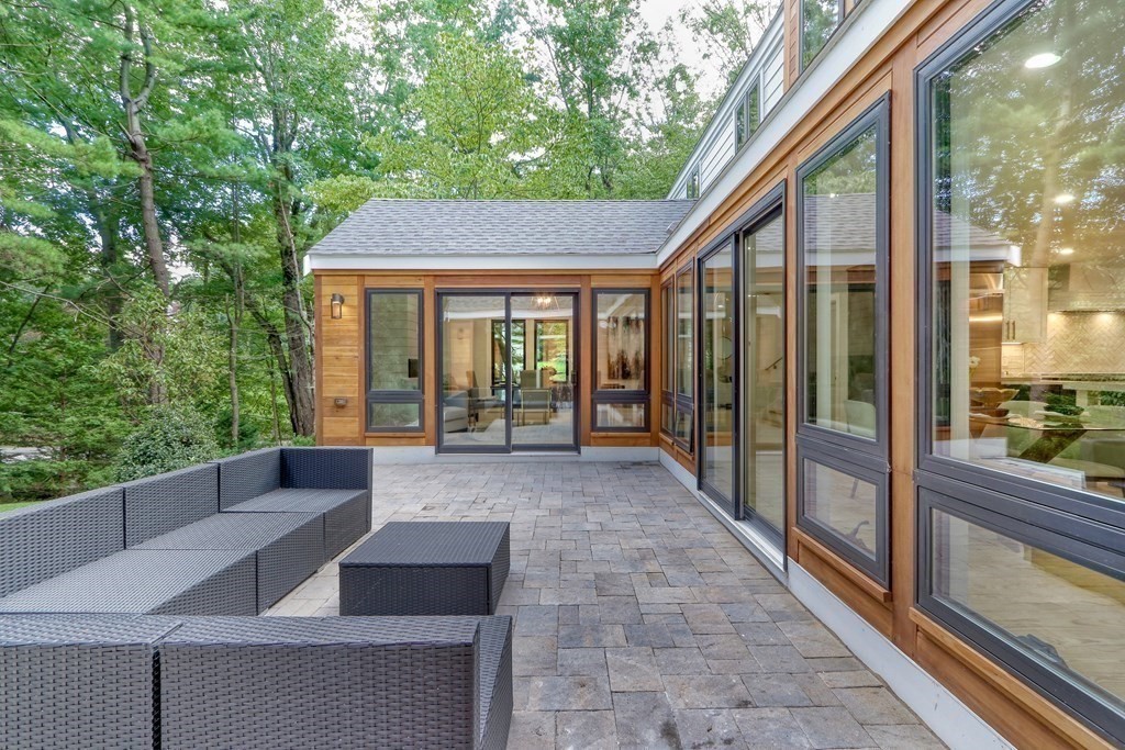 18 Lanark Road Wellesley, MA 02481 - Photo 38 of 42