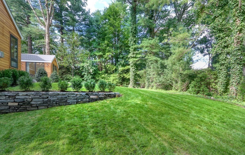 18 Lanark Road Wellesley, MA 02481 - Photo 40 of 42