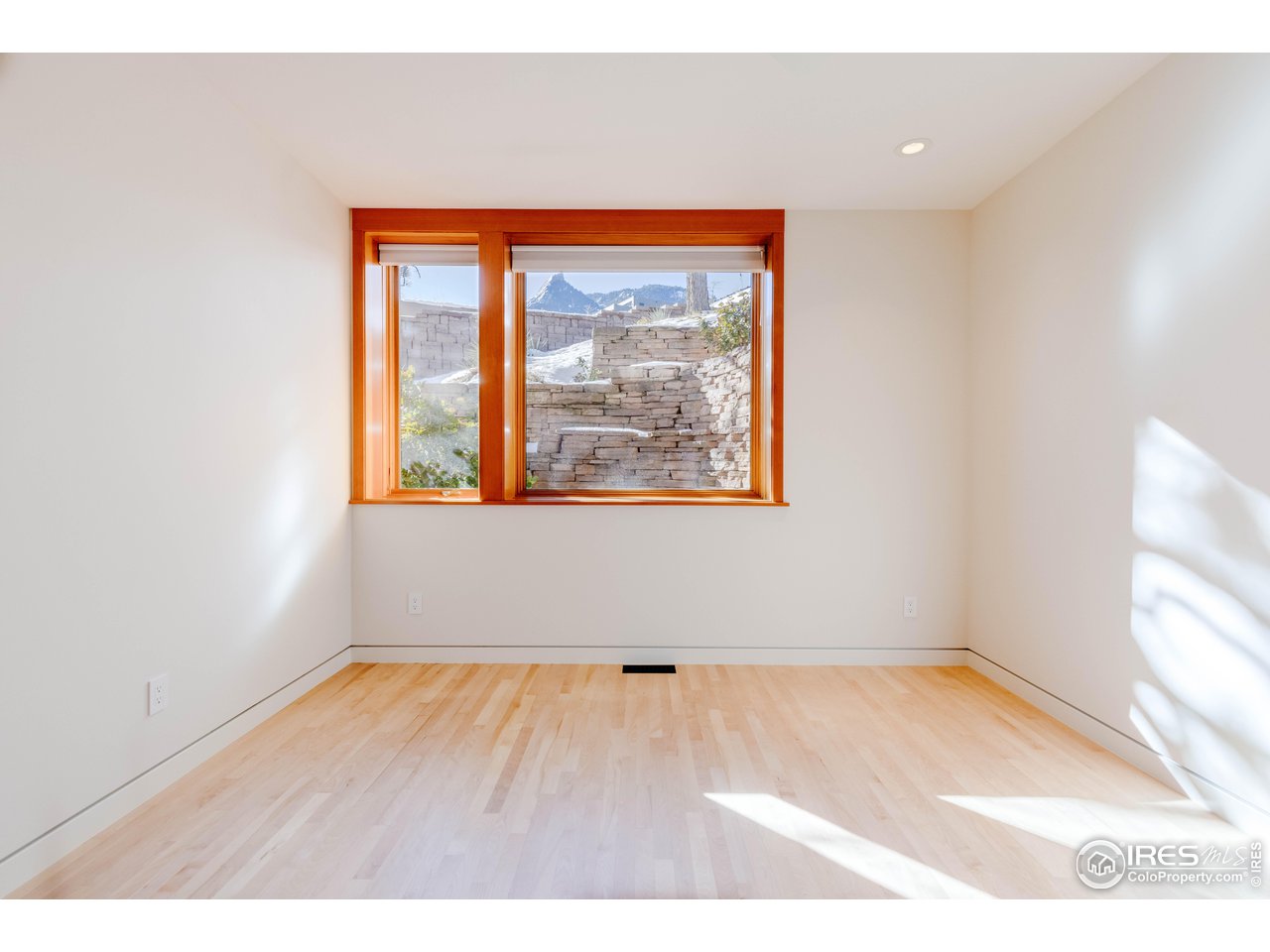 835 Circle Drive Boulder, CO 80302 - Photo 26 of 35 Lower Bedroom