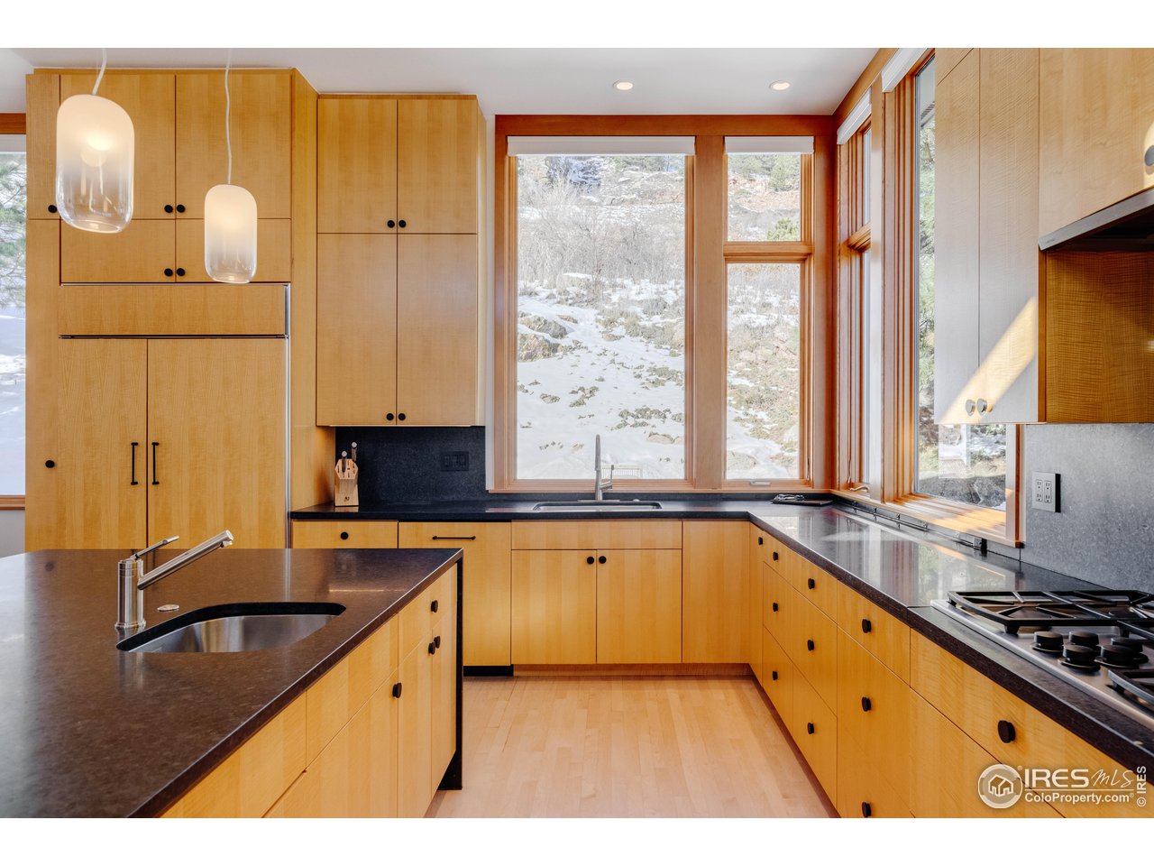 835 Circle Drive Boulder, CO 80302 - Photo 9 of 35 Kitchen details