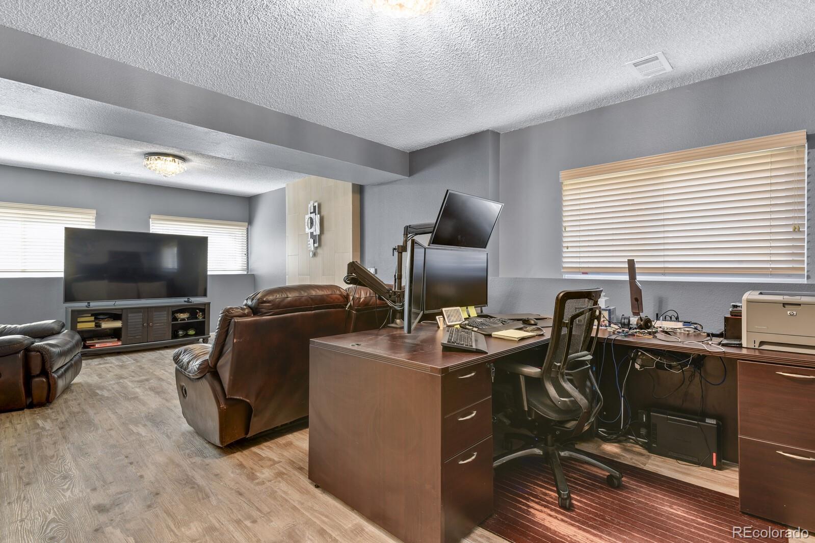 502 Ridgeglen Way Highlands Ranch, CO 80126 - Photo 30 of 39 Gallery Image 30