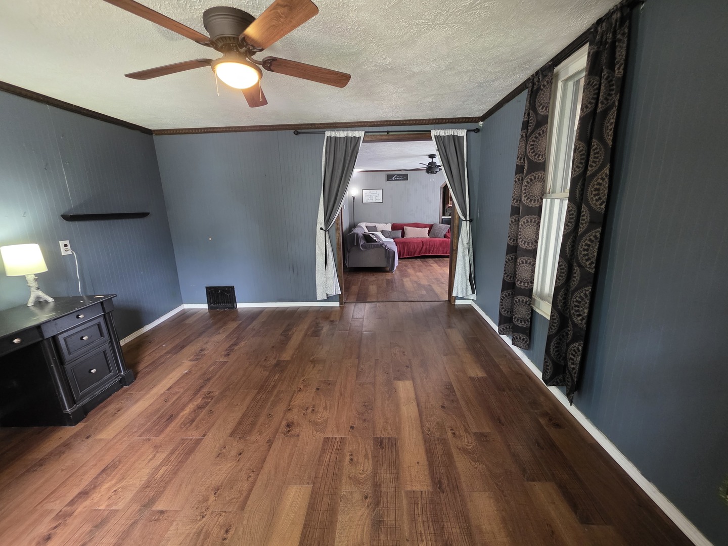 919 East Johnson Street Clinton, IL 61727 - Photo 4 of 13