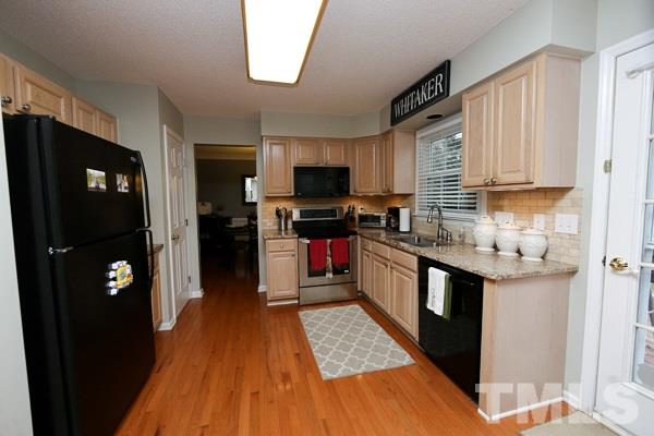 2332 Kendricks Court Raleigh, NC 27613 - Photo 5 of 18