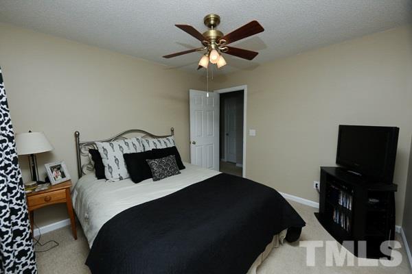 2332 Kendricks Court Raleigh, NC 27613 - Photo 9 of 18