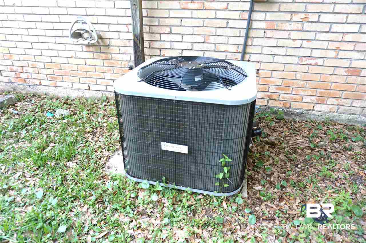 116 Vanderbilt Drive Mobile, AL 36608 - Photo 29 of 35