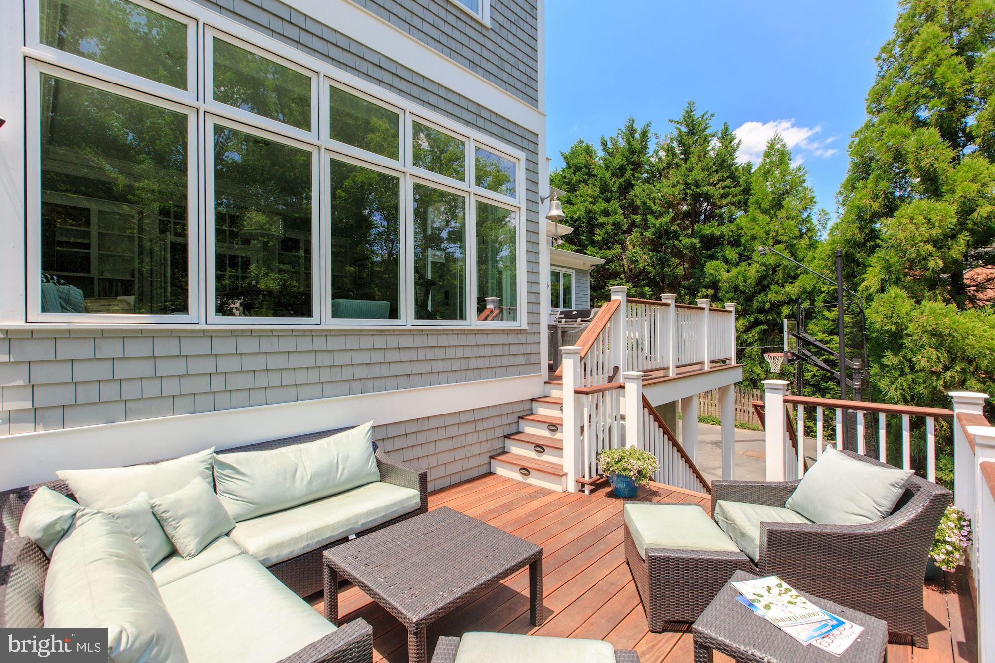 1933 Rockingham Street McLean, VA 22101 - Photo 23 of 62