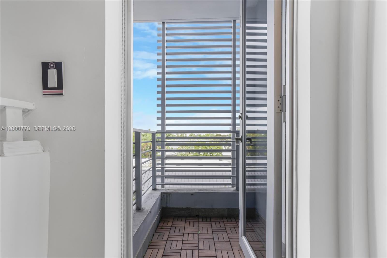 3339 Virginia Street, Unit 339 Miami, FL 33133 - Photo 10 of 24 a bathroom with a sink