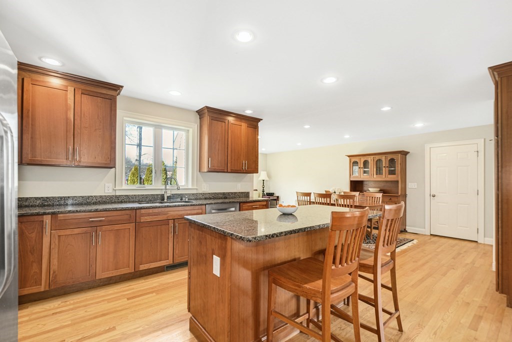 120 Northgate Road Northborough, MA 01532 - Photo 8 of 40 Gallery Image 8