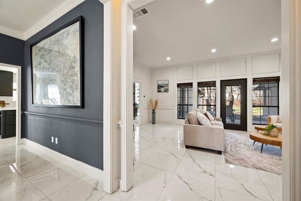 504 Sagebrush Street Colleyville, TX 76034 - Photo 12 of 40